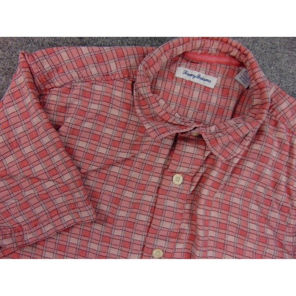 Tommy Bahama Shirt Mens XL Red Check Short Sleeve Button Up - Picture 1 of 9